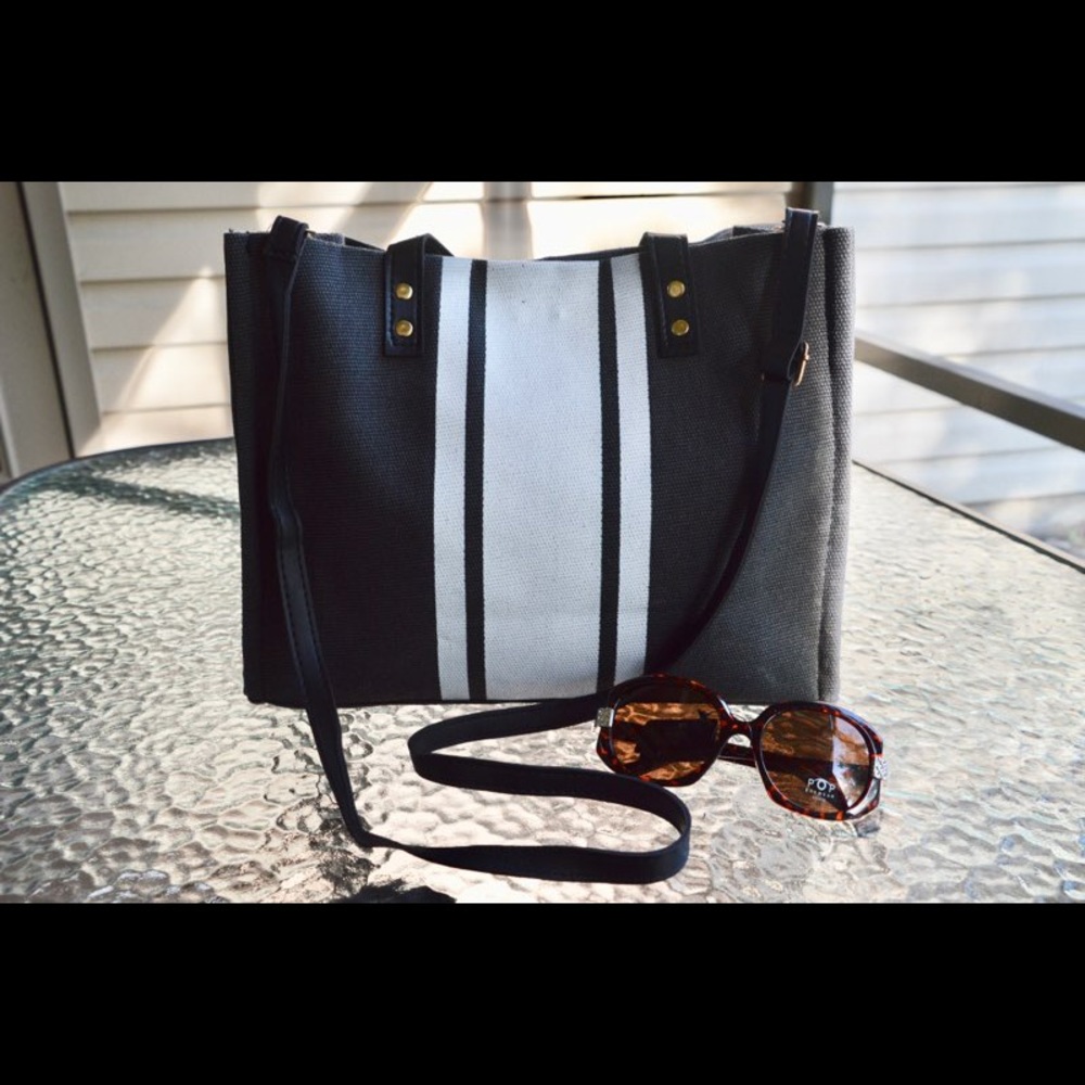 NWT Wknd OnlY  Canvas Crossbody Tote Bags - Picture 16 of 17